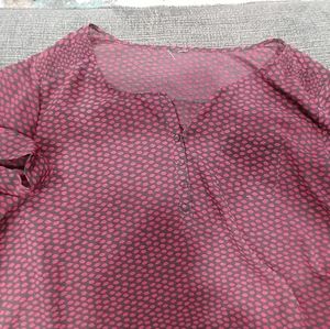 Torrid 3/4 Sleeve Lip Blouse